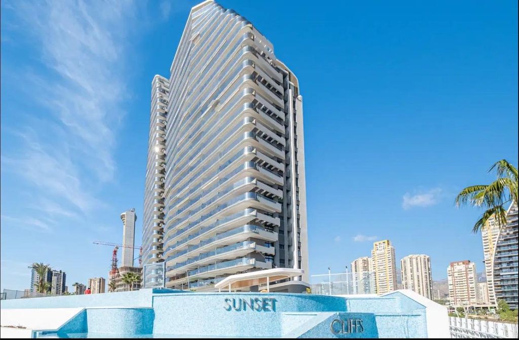 Luxury Apartment for sale in Benidorm, 750 000 €, Photo 2