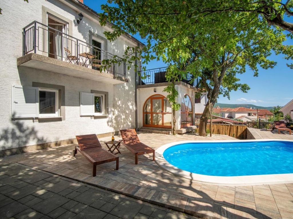 Maison de luxe à vendre à Krk, 590 000 €, Photo 2