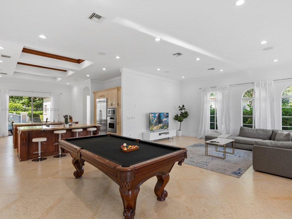 Luxury House for sale in Hollywood, 1 845 656 €, Photo 3