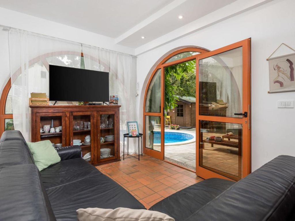 Maison de luxe à vendre à Krk, 590 000 €, Photo 5