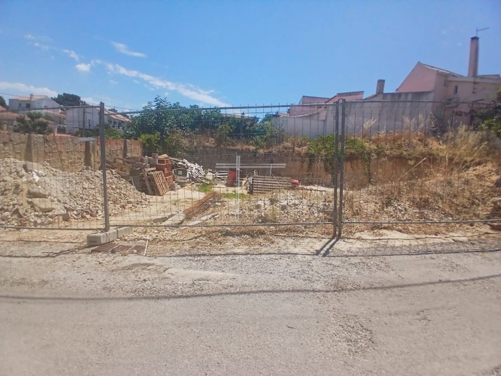 Maison de luxe à vendre à Charneca de Caparica, 750 000 €, Photo 4