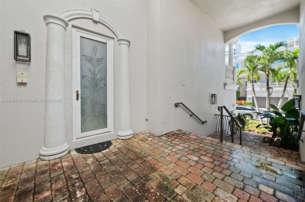 Luxury House for sale in Pompano Beach, 1 271 867 €, Photo 5