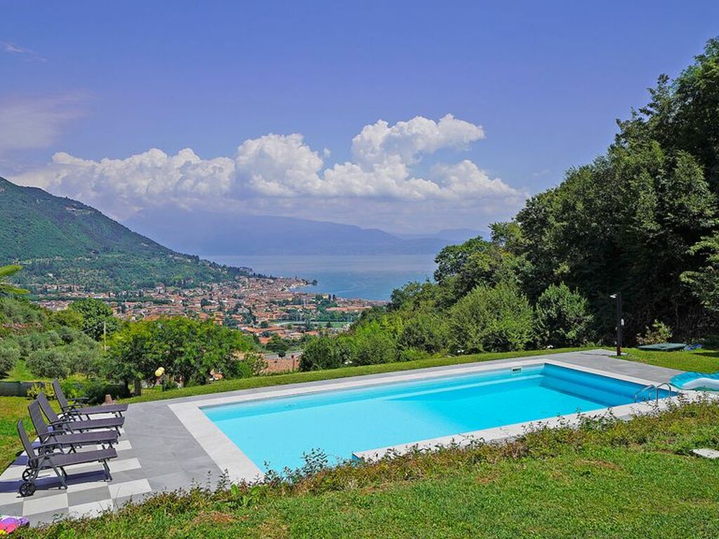 Luxury House for sale in Salò, 2 300 000 €, Photo 1
