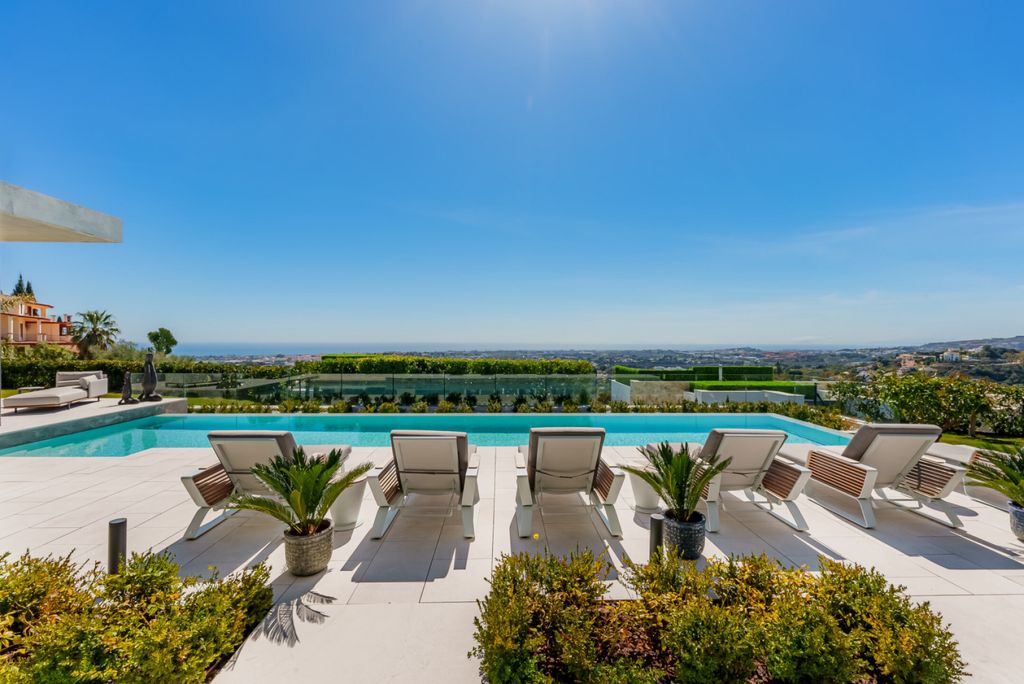Luxury House for sale in Marbella, 18 650 000 €, Photo 3