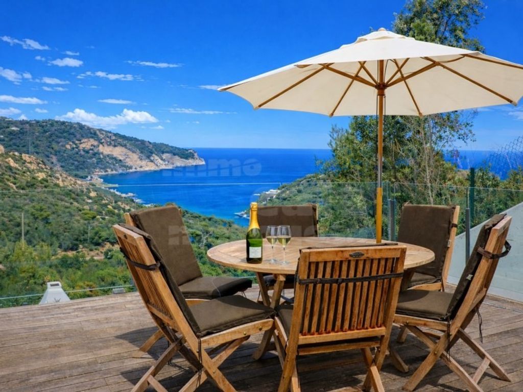 Maison de luxe à vendre à Begur, 1 090 000 €, Photo 1