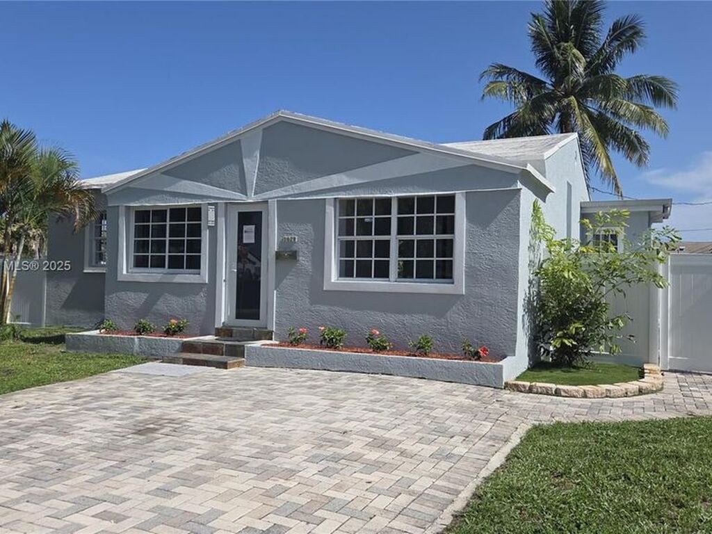 Luxury House for sale in Hollywood, 511 280 €, Photo 1