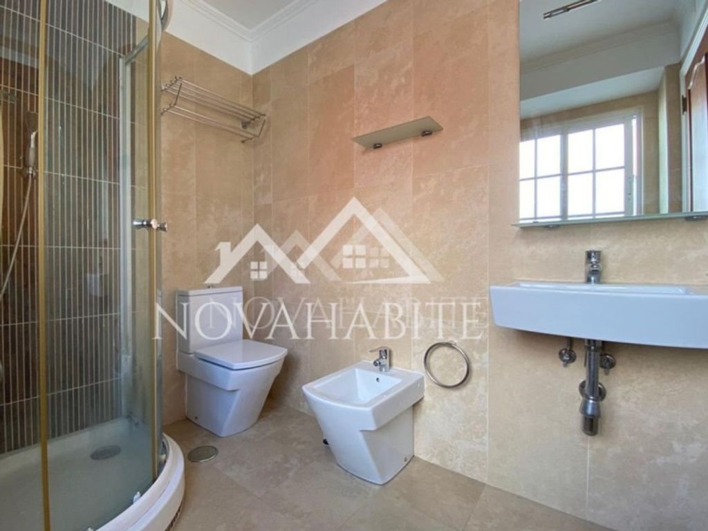 Maison de luxe à vendre à Loures, 980 000 €, Photo 4