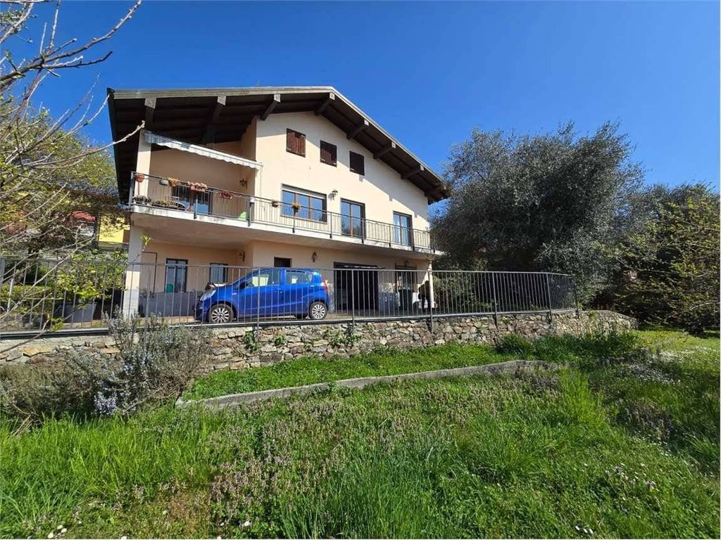 Maison de luxe à vendre à Arizzano, 650 000 €, Photo 1