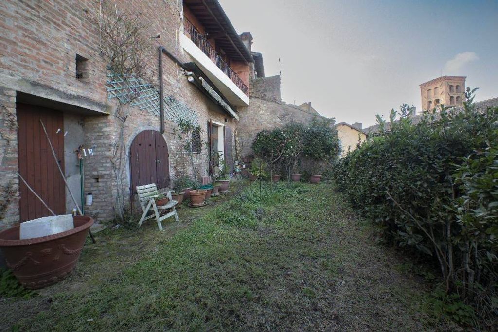 Luxury Apartment for sale in Siena, 1 050 000 €, Photo 2