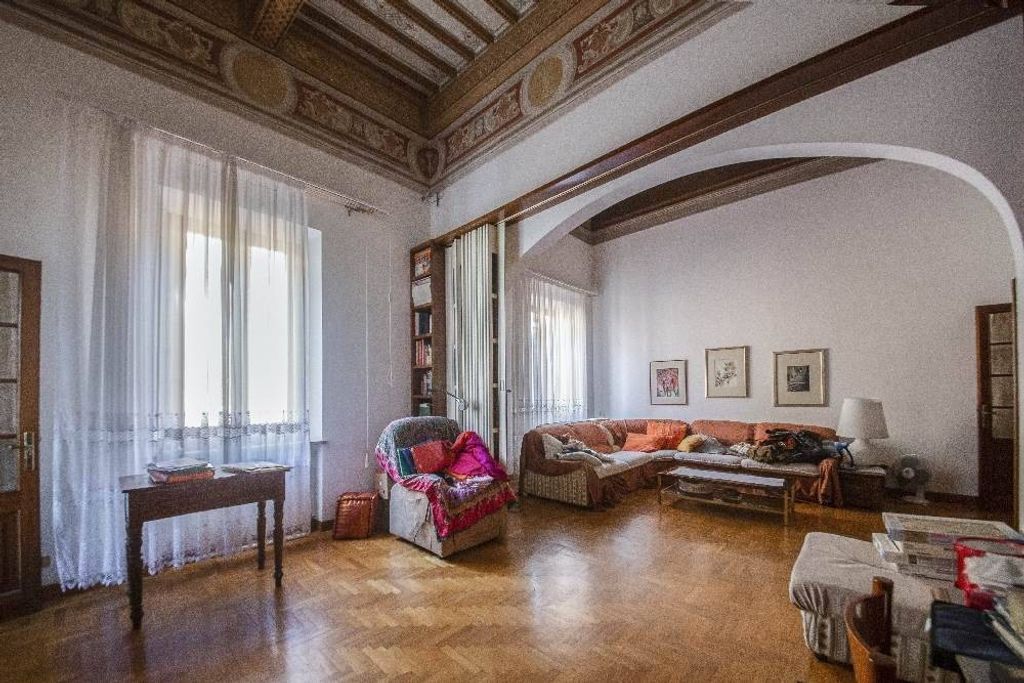 Luxury Apartment for sale in Siena, 1 050 000 €, Photo 5