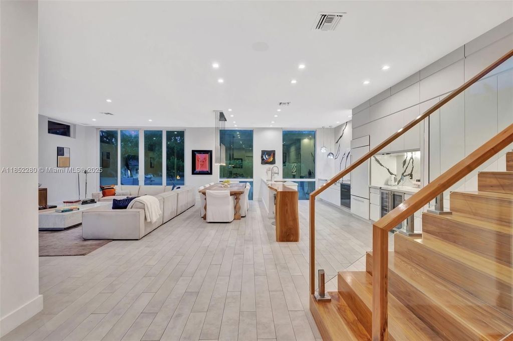 Luxury House for sale in Hollywood, 1 844 798 €, Photo 6