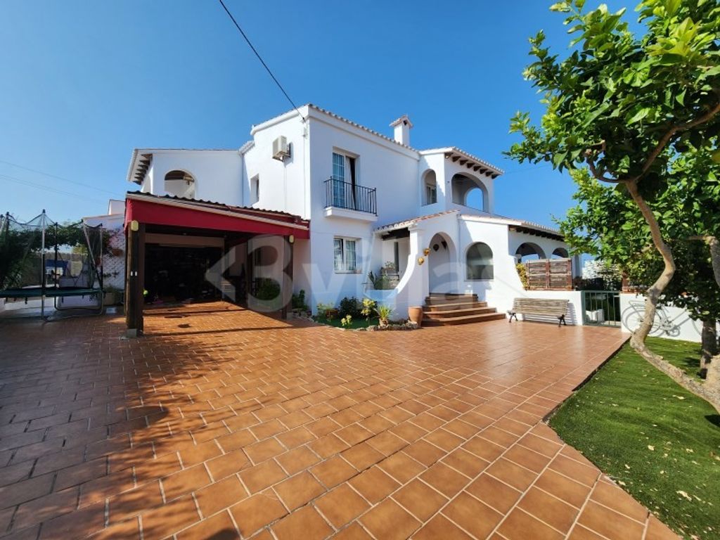 Maison de luxe à vendre à Es Castell, 745 000 €, Photo 1