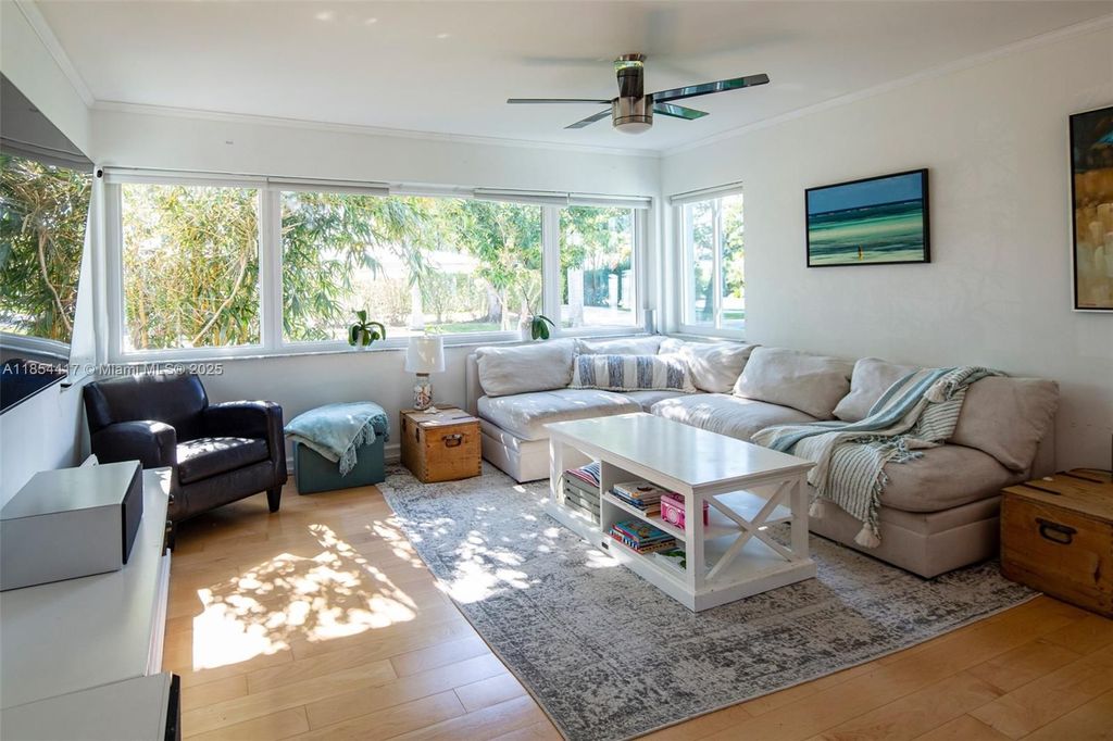 Luxury House for sale in Hollywood, 814 664 €, Photo 7