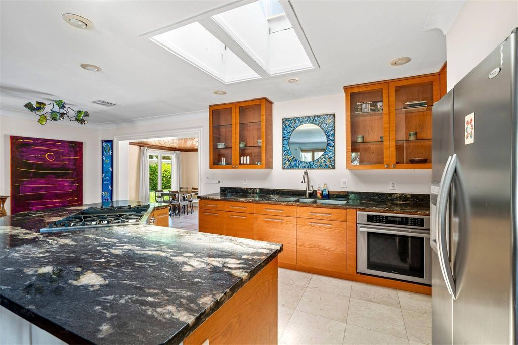 Luxury House for sale in Hollywood, 767 070 €, Photo 7