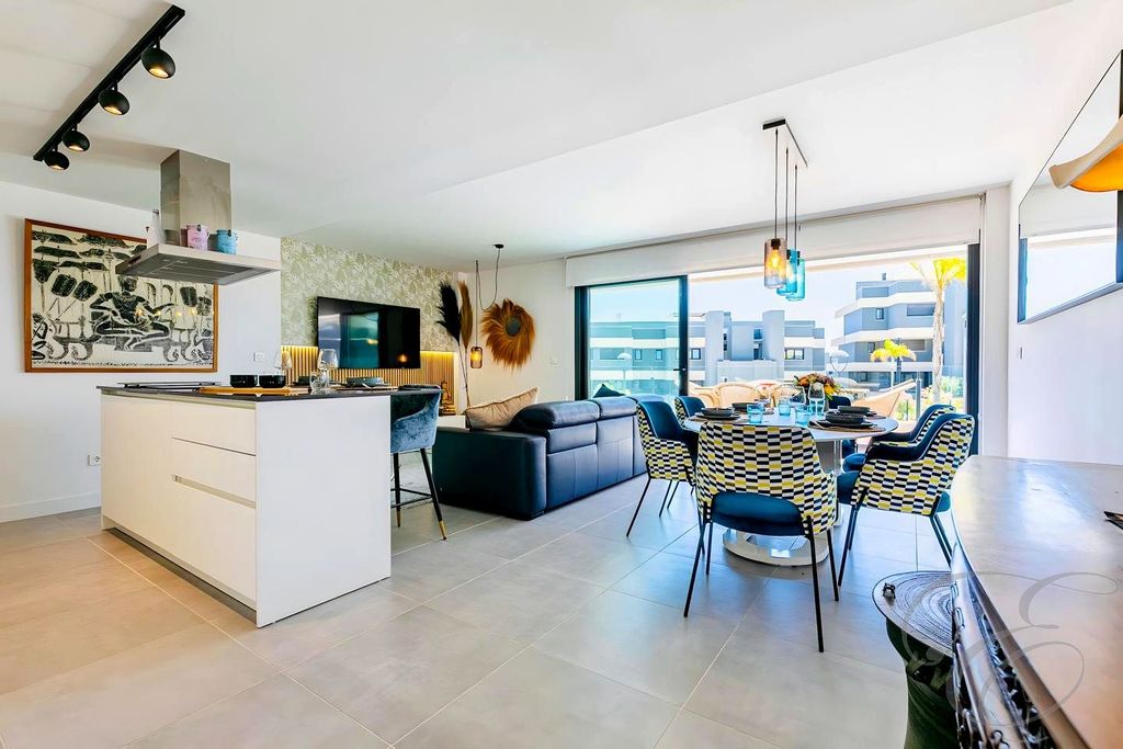 Appartement de luxe à vendre à Estepona, 529 000 €, Photo 3