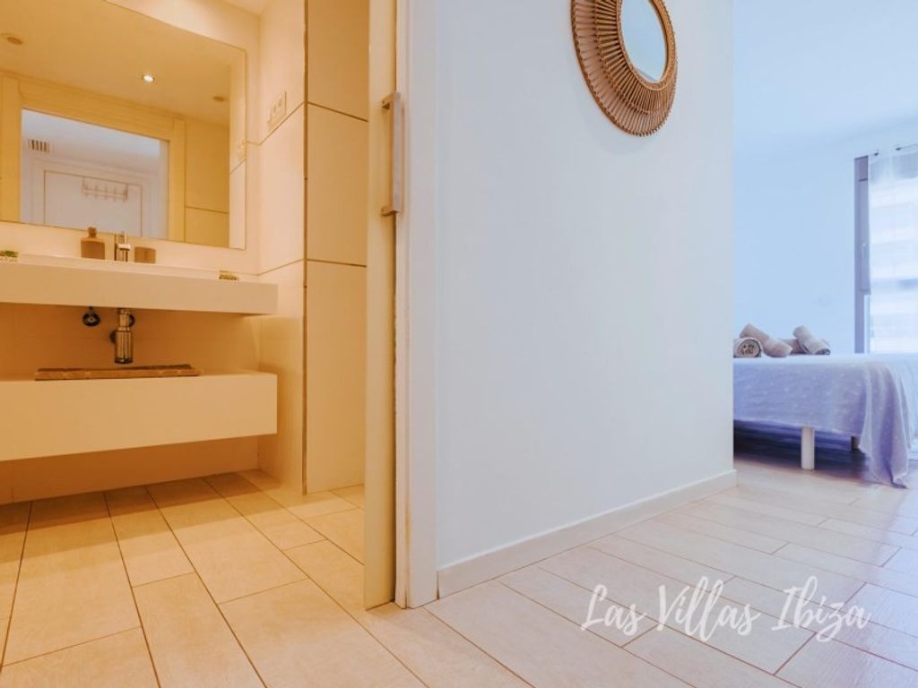 Luxury Apartment for sale in Ibiza, 900 000 €, Photo 6