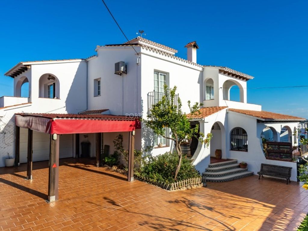 Maison de luxe à vendre à Es Castell, 745 000 €, Photo 1