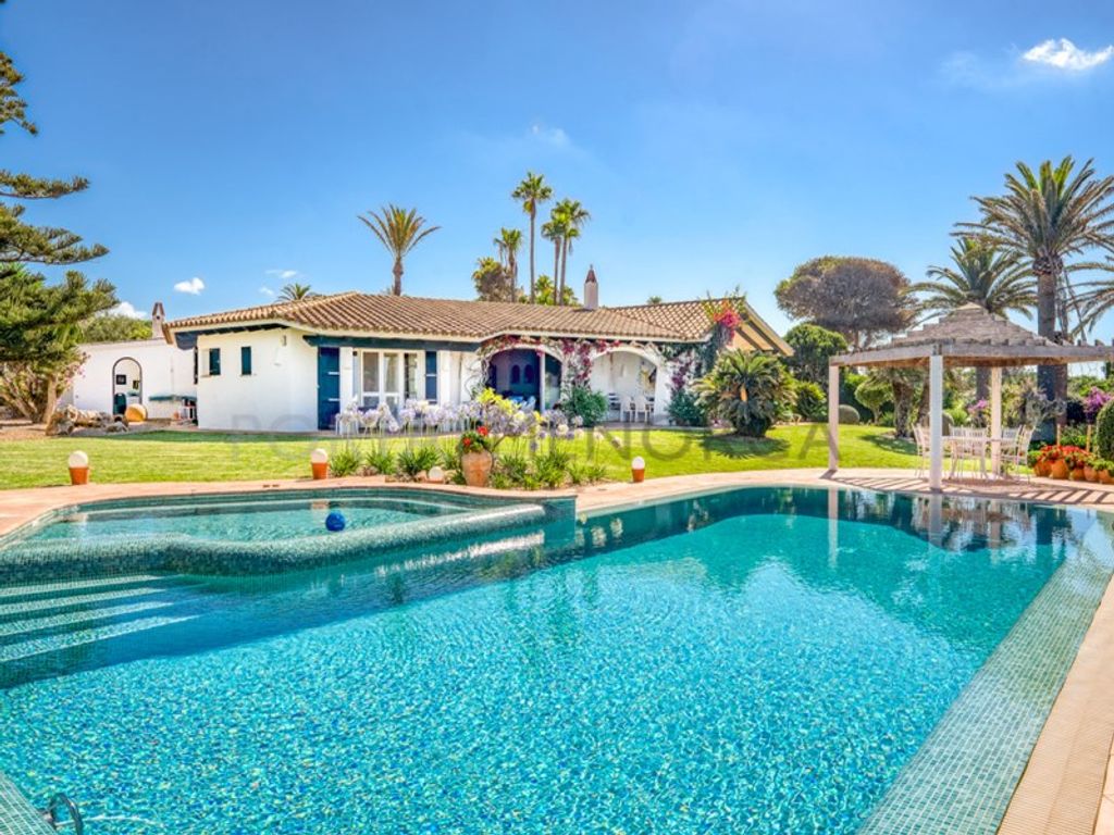 Luxury House for sale in Maó, 2 175 000 €, Photo 2