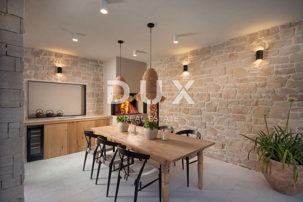 Luxury House for sale in Tinjan, 0 €, Photo 6