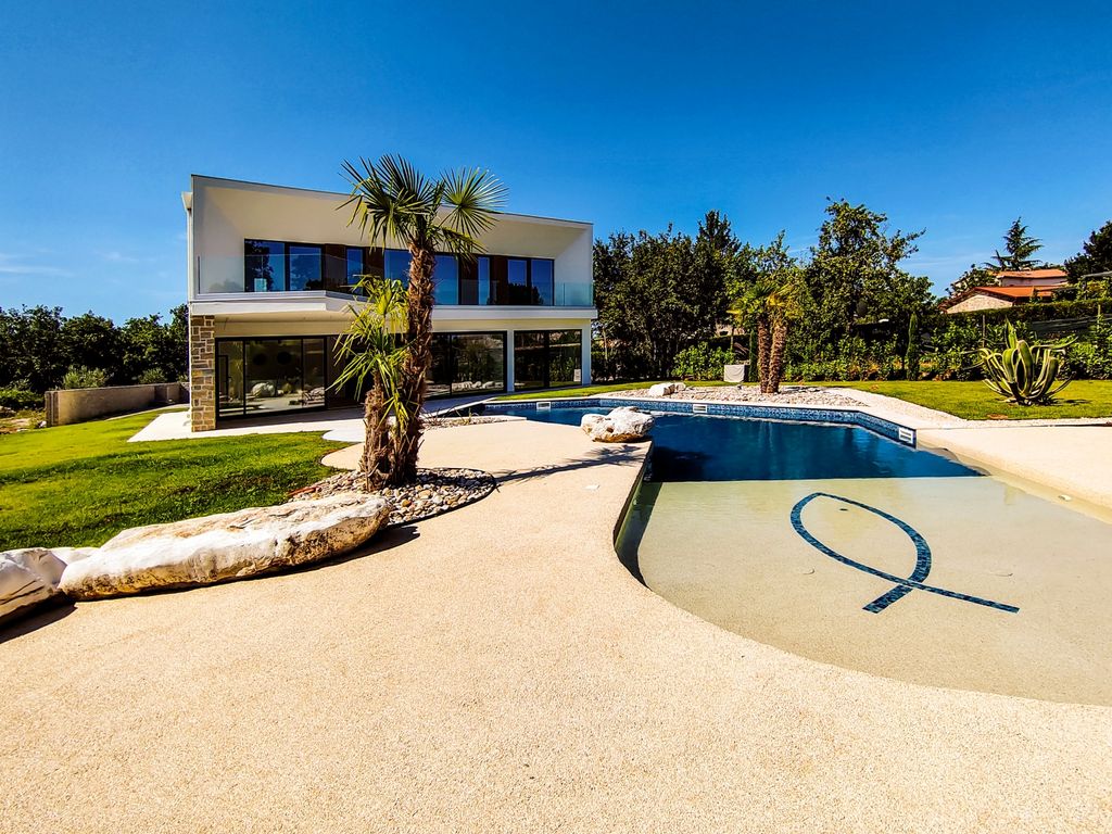 Luxury House for sale in Tinjan, 1 170 000 €, Photo 4