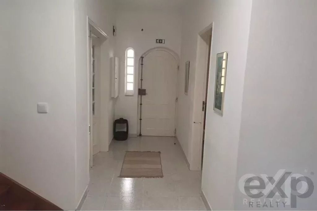 Maison de luxe à vendre à Charneca de Caparica, 699 000 €, Photo 4