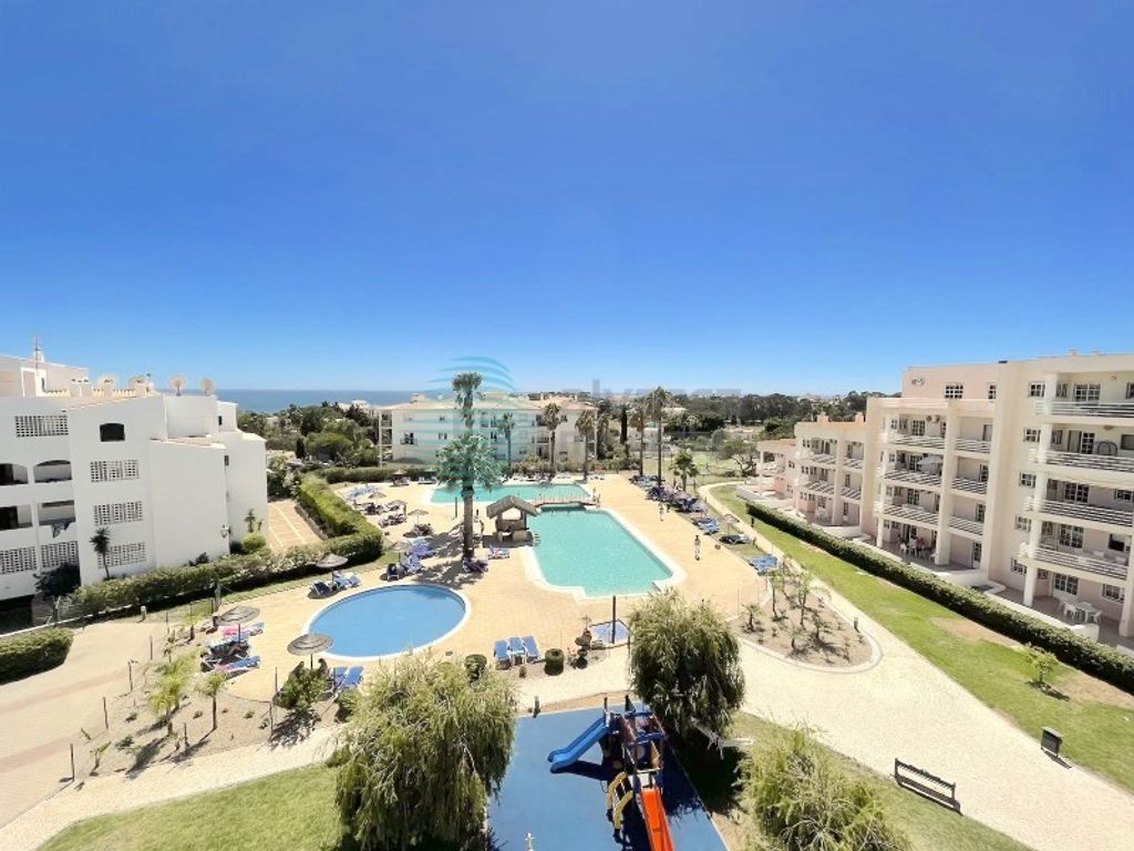 Luxury Apartment for sale in Portimão, 640 000 €, Photo 1