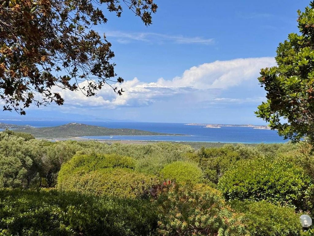 Luxury House for sale in Santa Teresa Gallura, 850 000 €, Photo 3