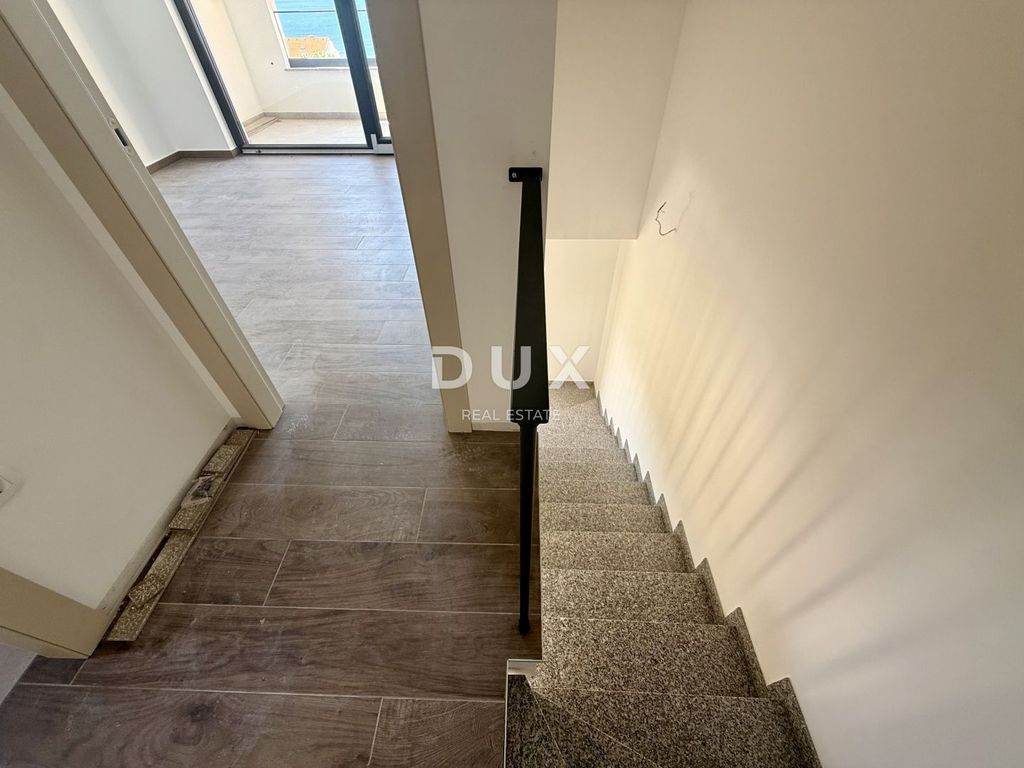 Appartement de luxe à vendre à Crikvenica, 400 000 €, Photo 7