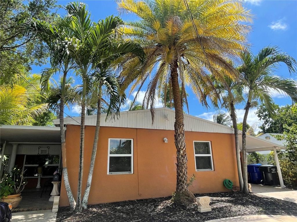 Luxury House for sale in Hollywood, 557 131 €, Photo 2