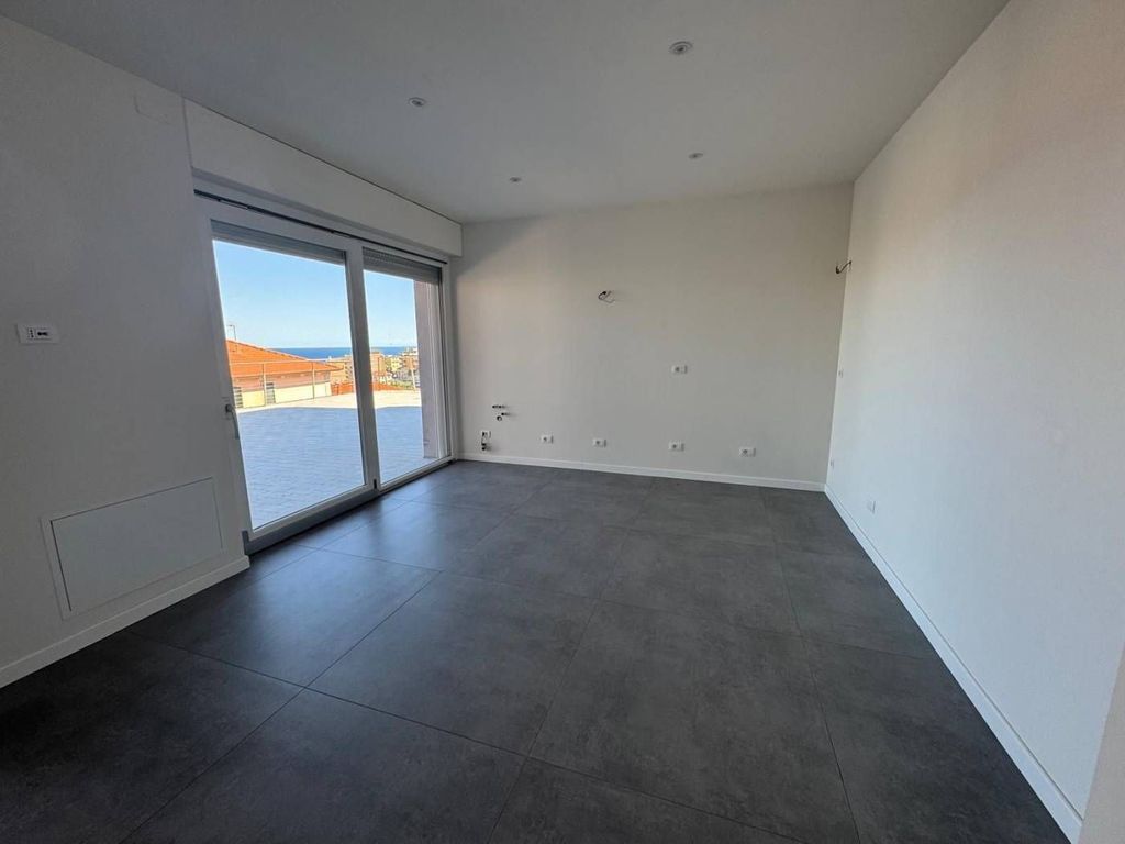 Appartement de luxe à vendre à San Remo, 450 000 €, Photo 4