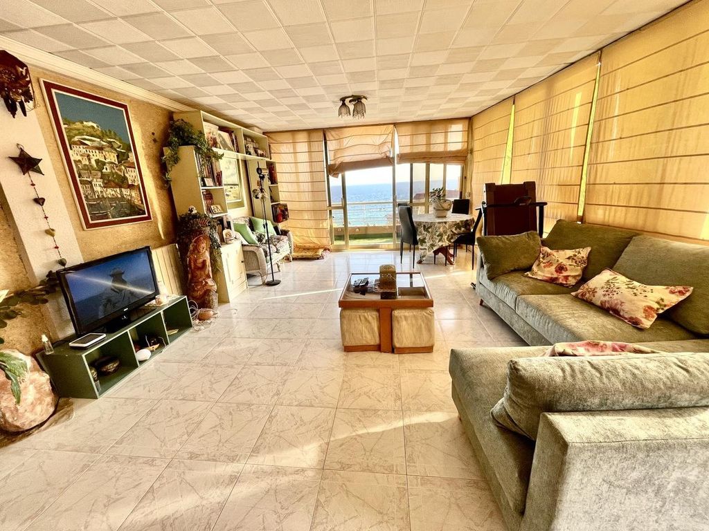 Luxury Apartment for sale in Benidorm, 497 500 €, Photo 1