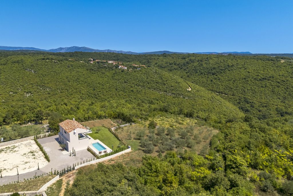 Maison de luxe à vendre à Labin, 0 €, Photo 1