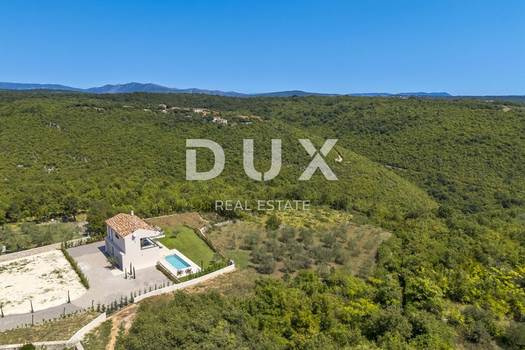 Maison de luxe à vendre à Labin, 0 €, Photo 1