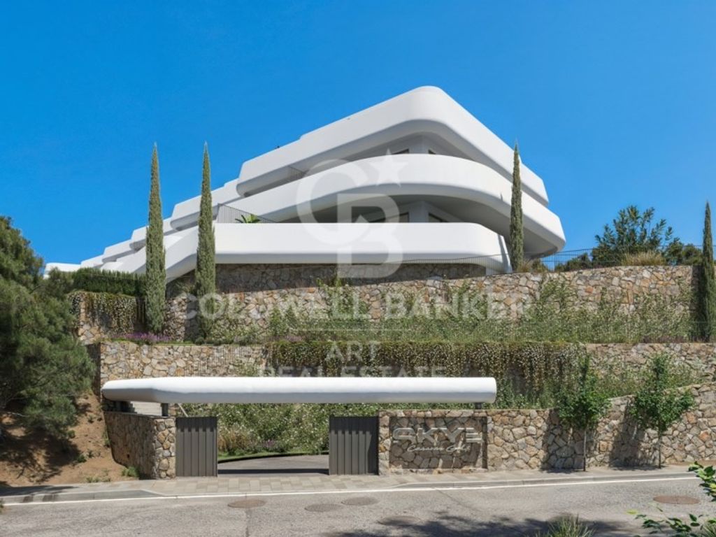 Luxury Apartment for sale in Casares, 775 000 €, Photo 2