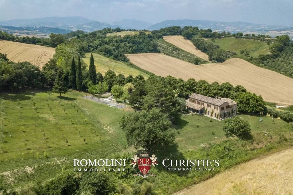 Luxury House for sale in Orciano Di Pesaro, 1 350 000 €, Photo 5