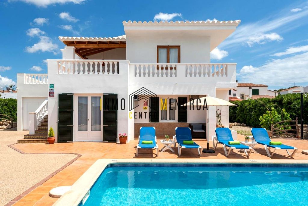 Luxury House for sale in Cala Blanca, 1 260 000 €, Photo 4