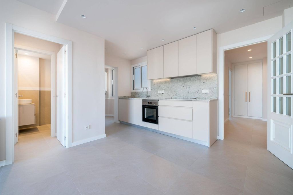 Luxury Apartment for sale in Palma, 740 000 €, Photo 5