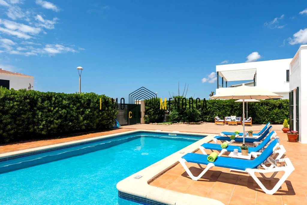 Luxury House for sale in Cala Blanca, 1 260 000 €, Photo 6