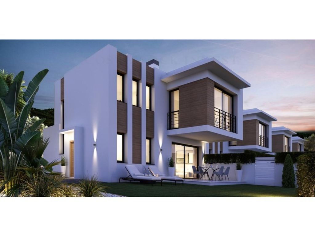 Maison de luxe à vendre à Denia, 675 000 €, Photo 1