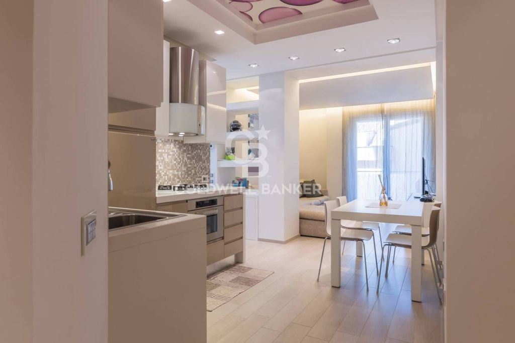 Luxury Apartment for sale in Riccione, 560 000 €, Photo 4