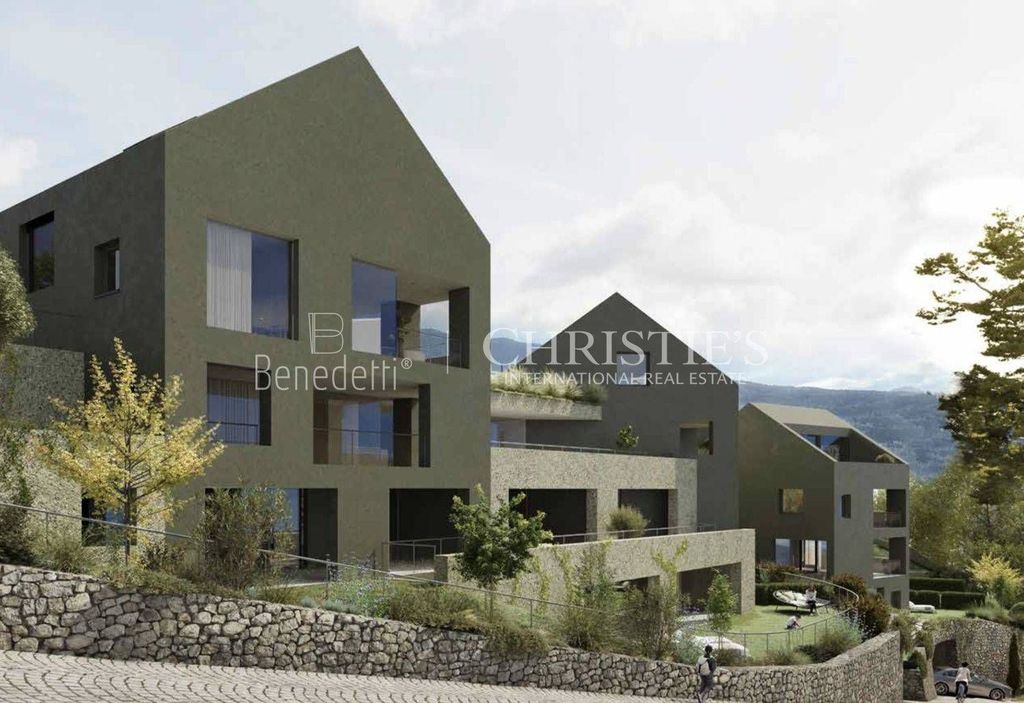 Luxury Apartment for sale in Bressanone, 2 220 000 €, Photo 1