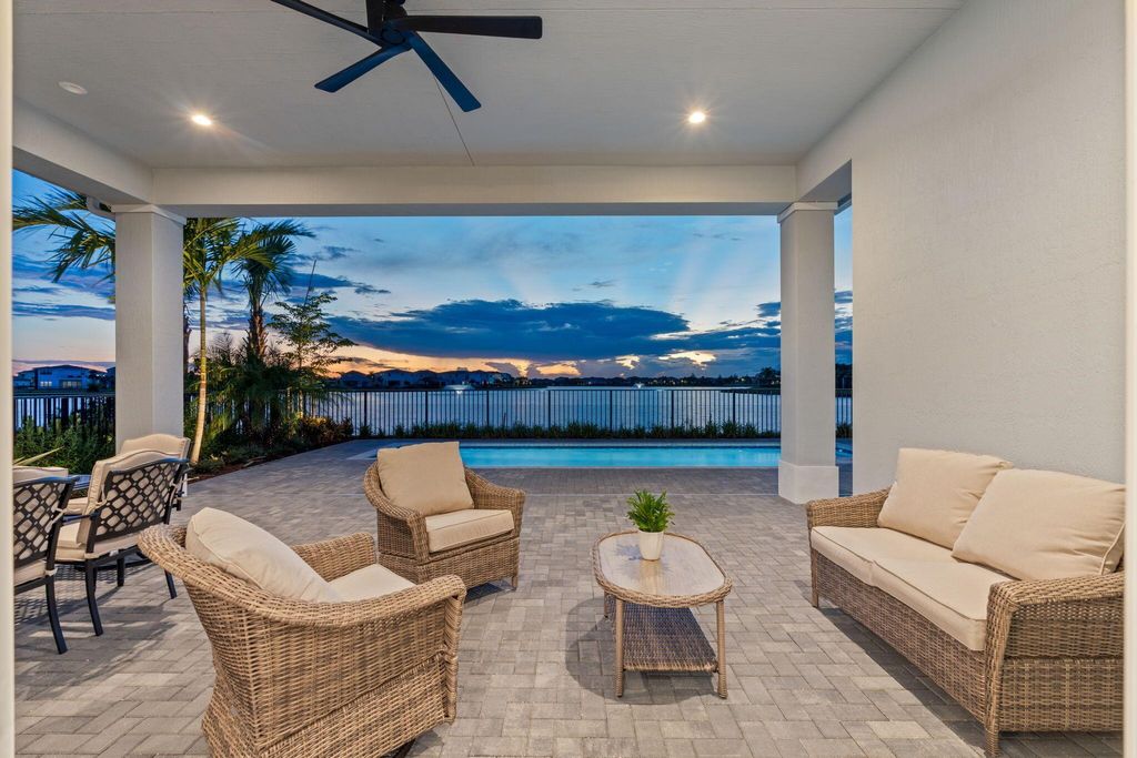 Luxury House for sale in Palm Beach Gardens, 1 268 590 €, Photo 2