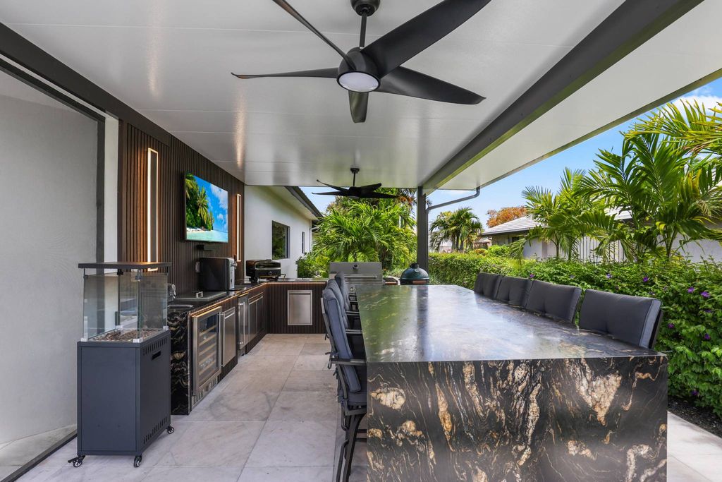 House, luxury and prestige, for sale Boca Raton - 5 main rooms 272m² ...