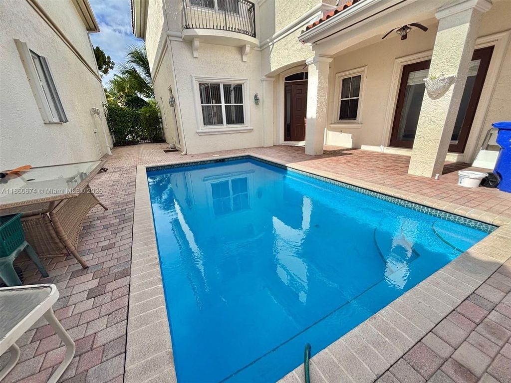 Luxury House for sale in Hollywood, 1 876 968 €, Photo 6