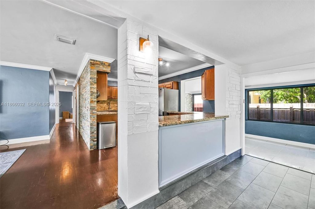 Luxury House for sale in Hollywood, 546 275 €, Photo 3