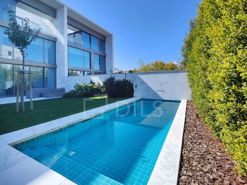 Luxury House for sale in Cascais, 3 700 000 €, Photo 1