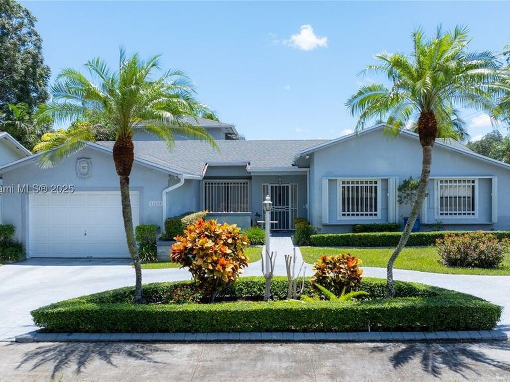 Luxury House for sale in Miami, 768 614 €, Photo 1