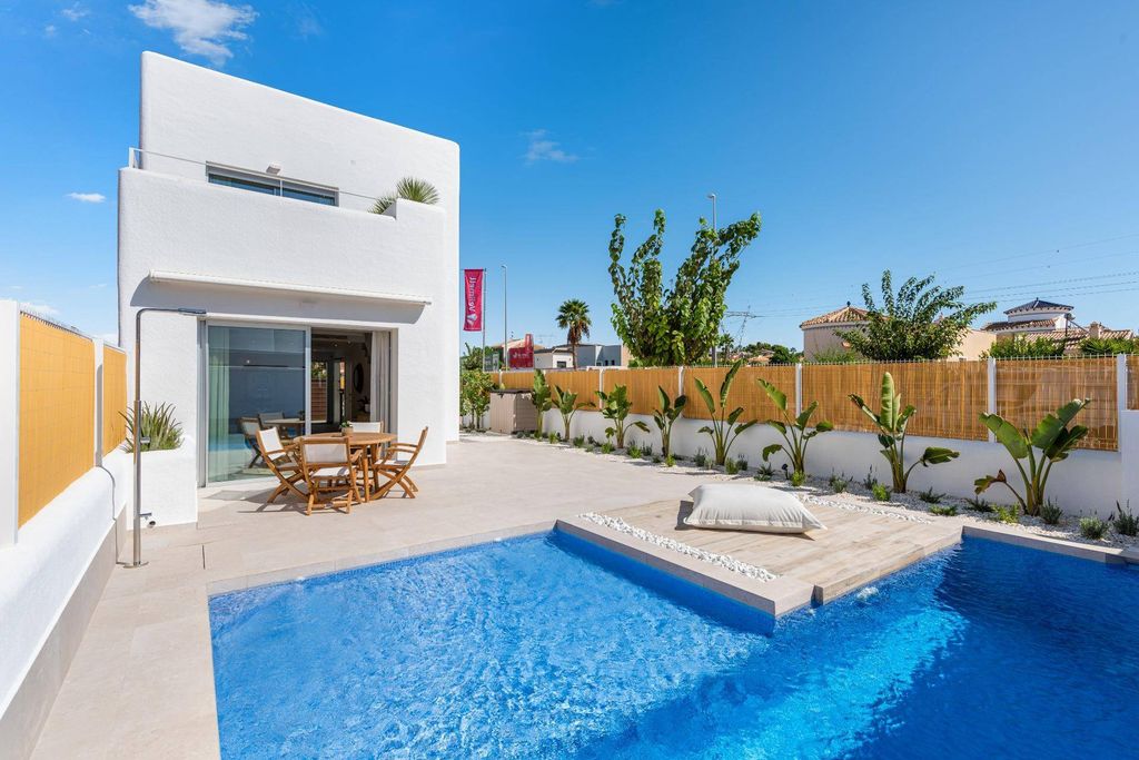 Luxury House for sale in Los Alcázares, 409 900 €, Photo 2