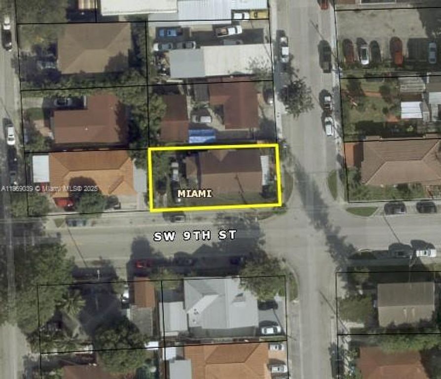 Maison de luxe à vendre à Miami, 769 469 €, Photo 1