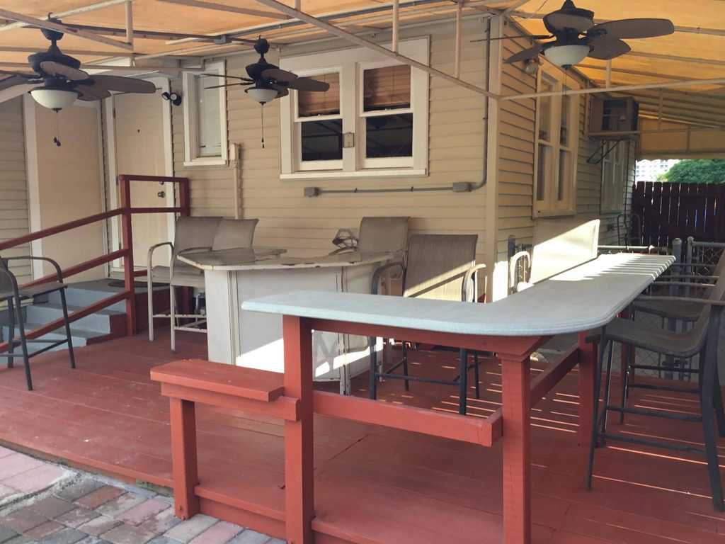 Luxury House for sale in Hollywood, 447 884 €, Photo 5